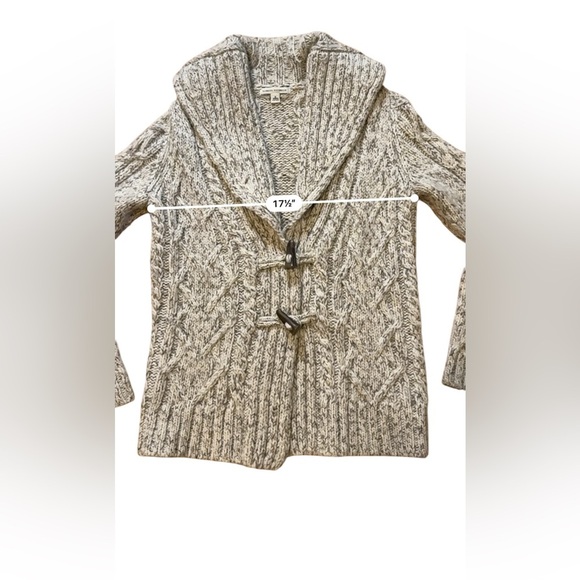 Banana Republic 100% Wool Cable Knit Toggle Cardigan Women's Size Small Beige - Picture 8 of 9